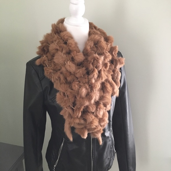 Accessories - Scarf